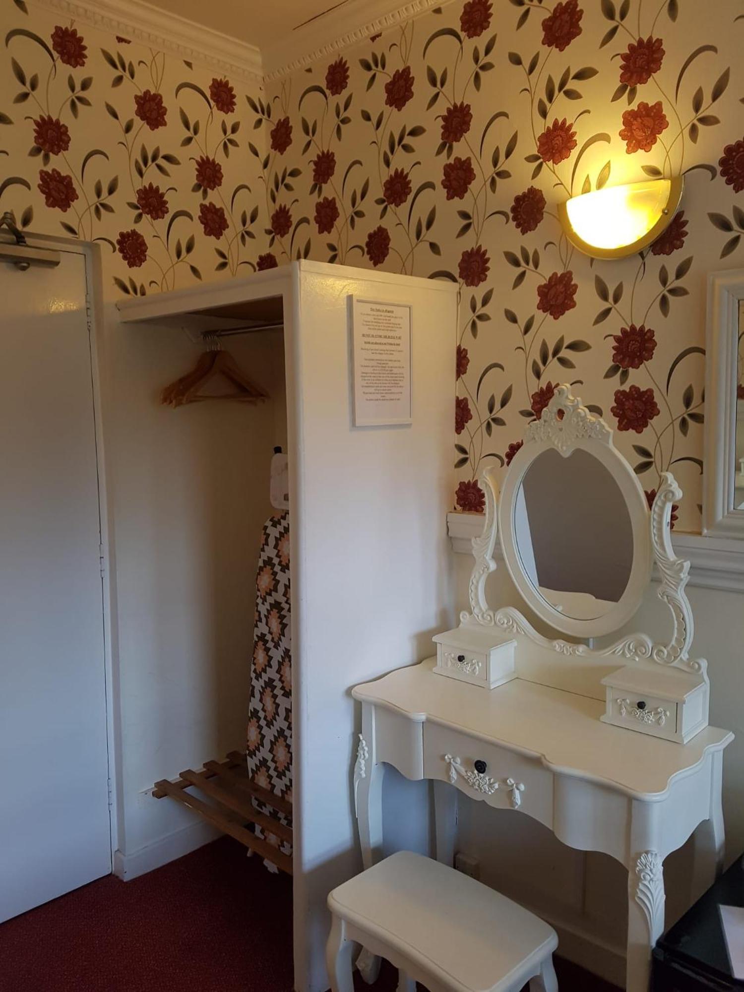 The Lismore Hotel Banbury Rum bild